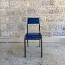 Charger l'image dans la galerie, Blue sit - Chaise bleue - Ousmane Mbaye