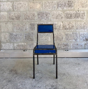 Blue sit - Chaise bleue - Ousmane Mbaye