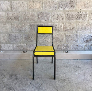 Yellow sit - Chaise jaune - Ousmane Mbaye